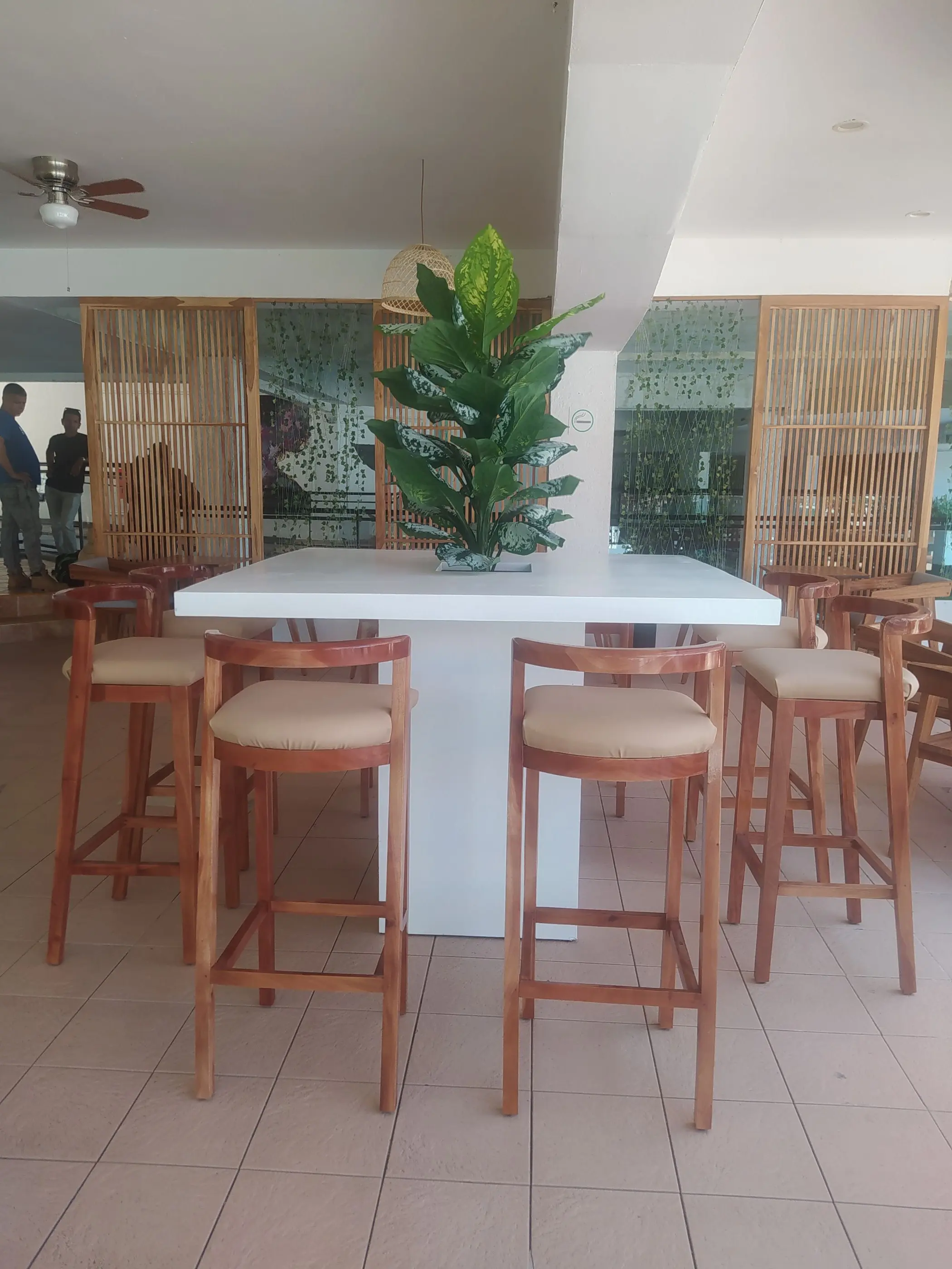 Hotel Tryp CC - Barra de servicio